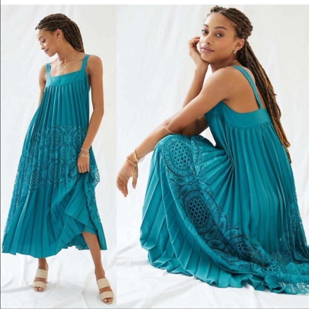 Anthropologie Geisha Designs Pleated Lace Maxi Dress Teal Size Medium NWOT